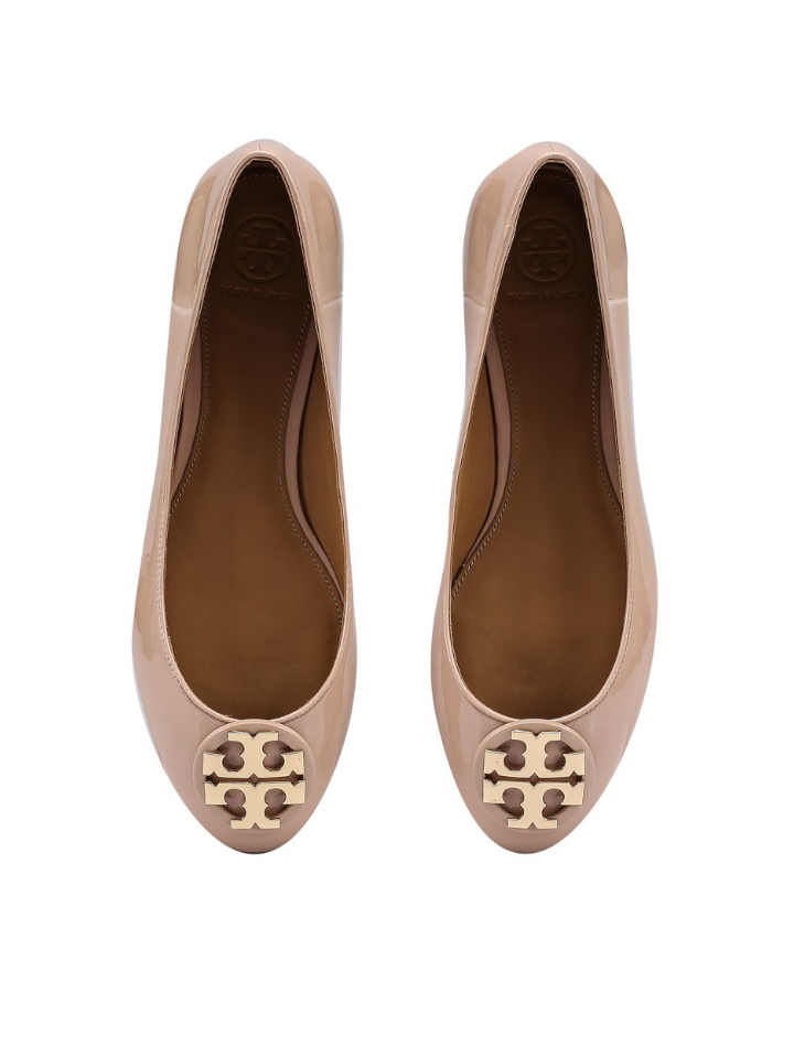 Tory Burch 55162 Claire Ballet Flat Patent Leather Goan Sand