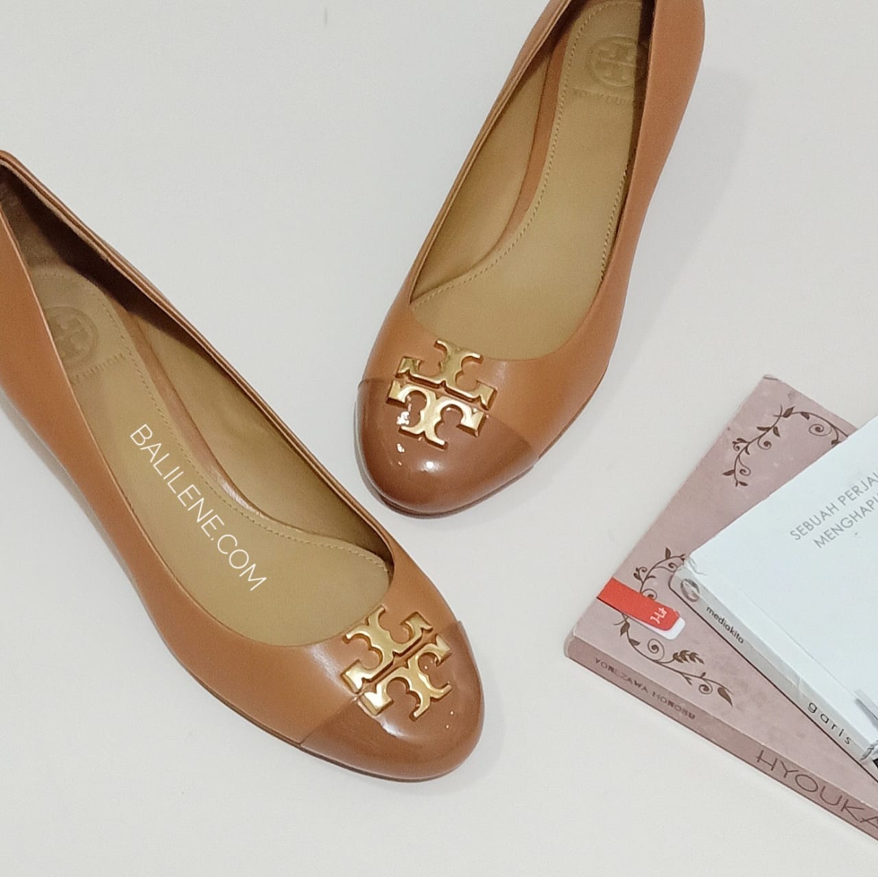 Tory Burch 61547 Everly 35mm Cap Toe Wedge Royal Tan Size 6