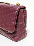    Tory-Burch-64963-Kira-Chevron-Small-Convertible-Imperial-Garnet-Balilene-detail-samping