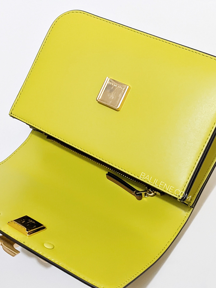 Tory-Burch-73589-Eleanor-Small-Convertible-Shoulder-Bag-Island-Chartreuse-Balilene-detail-maghnet