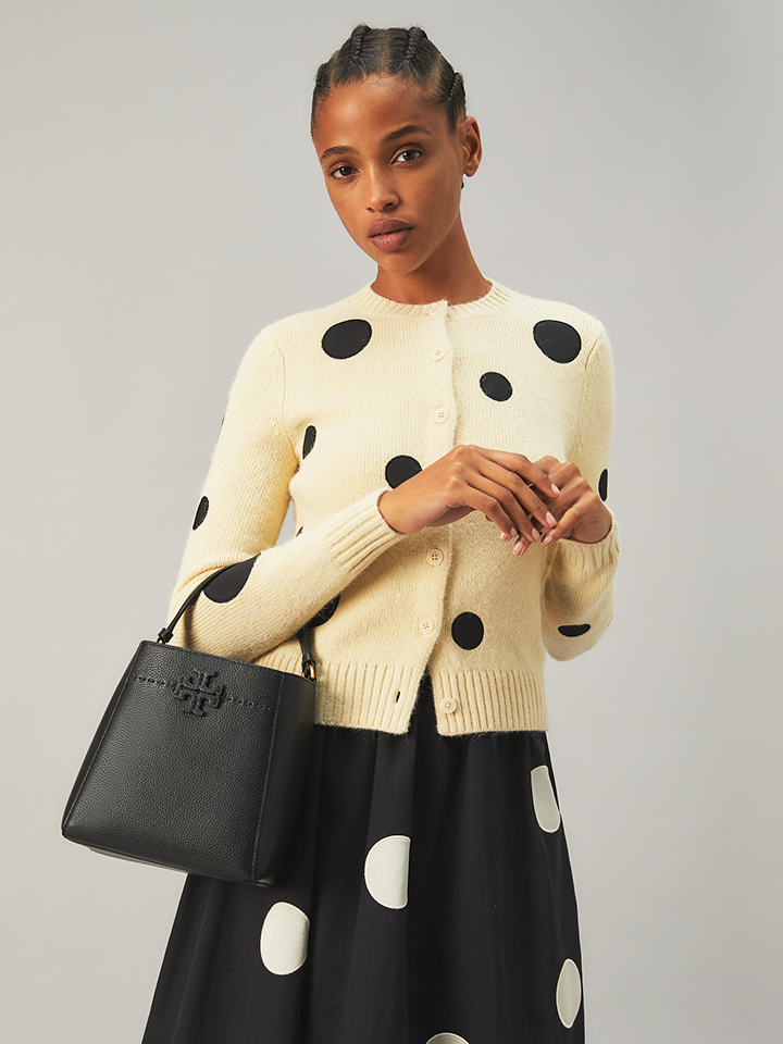 Tory Burch 74956 McGraw Small Bucket Bag Black