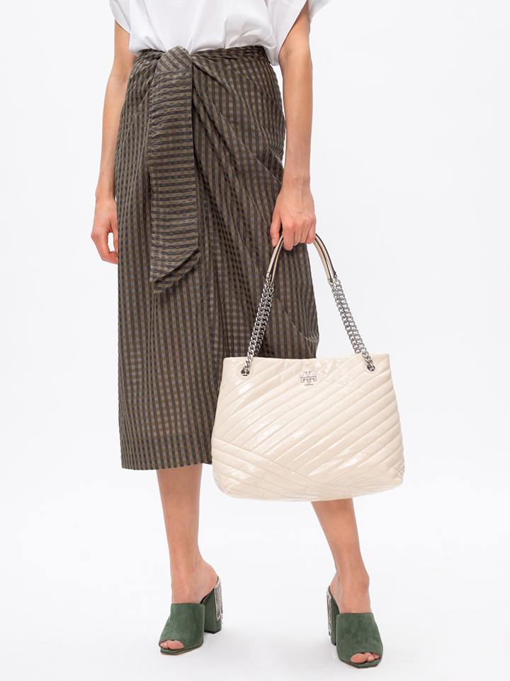 Tory Burch 75450 Kira Chevron Quilted Leather Tote In New Cream