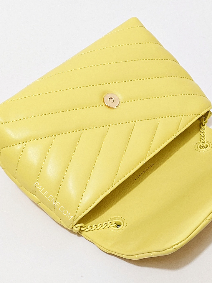 Kira Chevron Powder Coated Chain Wallet Tory Burch 82237 Kira