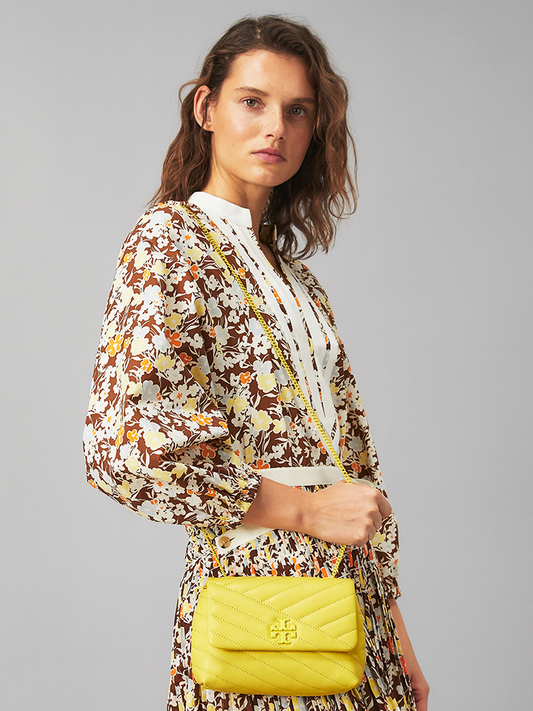 Tory-Burch-82237-Kira-Chevron-Powder-Coated-Mini-Bag-Calendula-Balilene-onmodel