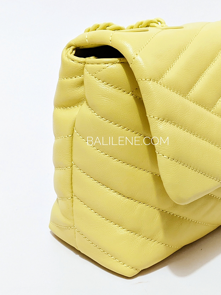 Tory-Burch-82285-Kira-Chevron-Powder-Coated-Small-Convertible-Shoulder-Bag-Calendula-Balilene-detail-samping