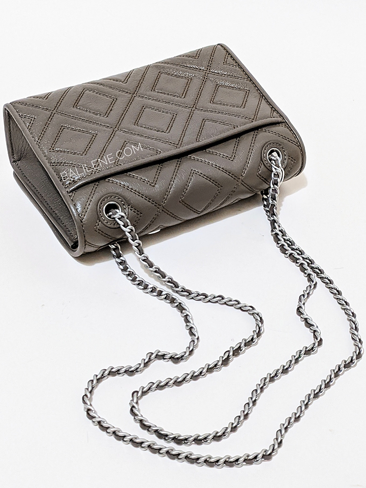 Tory-Burch-84820-Fleming-Charm-Small-Convertible-Shoulder-Bag-Volcanic-Stone-Balilene-detail-belakang