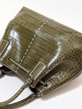 Tory-Burch-85118-McGraw-Embossed-Small-Drawstring-Satchel-New-Olive-Balilene-detail-belakang