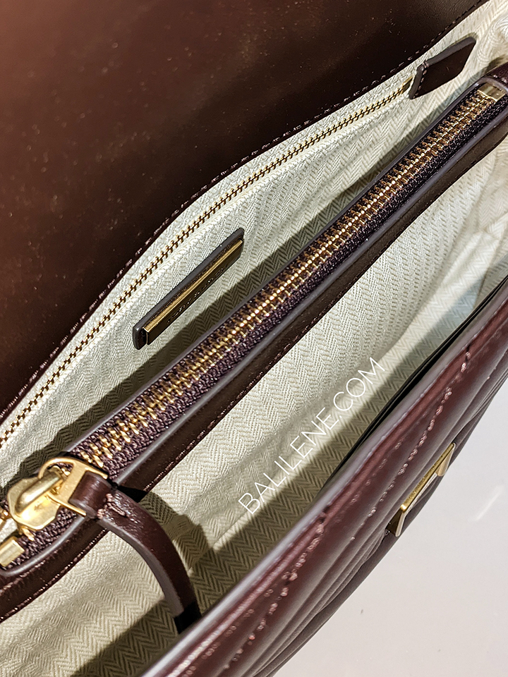     Tory-Burch-90446-Kira-Chevron-Convertible-Shoulder-Bag-Tempranillo-Balilene-detail-dalam