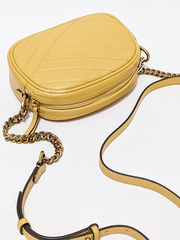 Tory-Burch-90450-Kira-Chevron-Small-Camera-Bag-Golden-Sunset-Balilene-detail-belakang