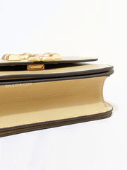 Tory-Burch-Eleanor-Textured-Small-Convertible-Shoulder-Bag-Cornbread-Balilene-detail-bawah