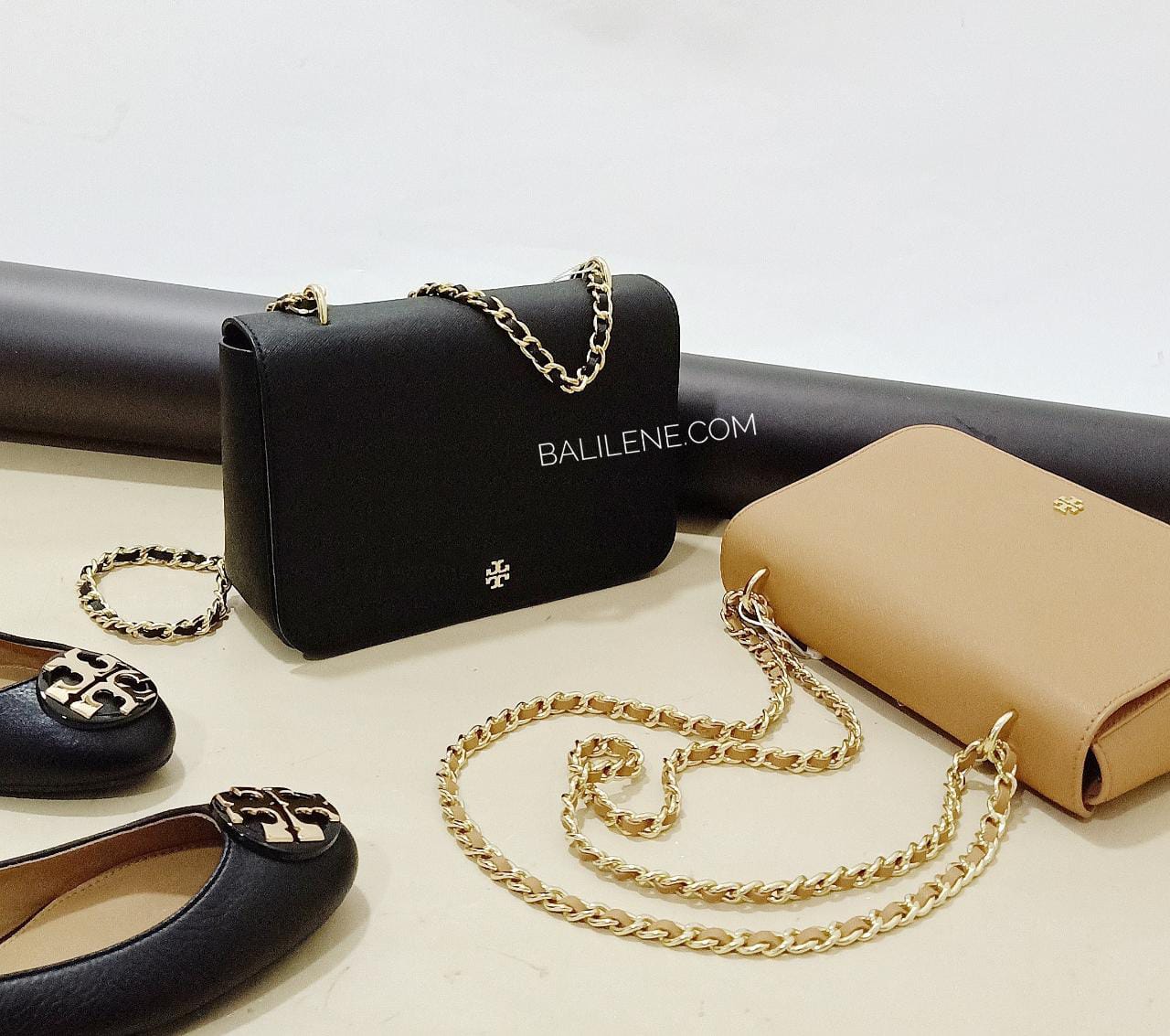 Tory Burch 52973 Emerson Adjustable Chain Shoulder Bag Black
