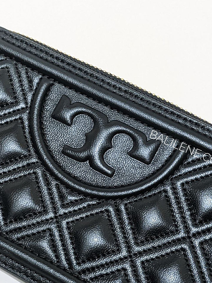     Tory-Burch-Fleming-Double-Zip-Mini-Bag-Black-Balilene-detail-logo