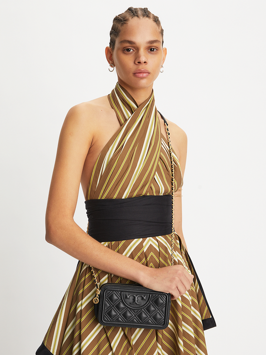 Tory-Burch-Fleming-Double-Zip-Mini-Bag-Black-Balilene-onmodel