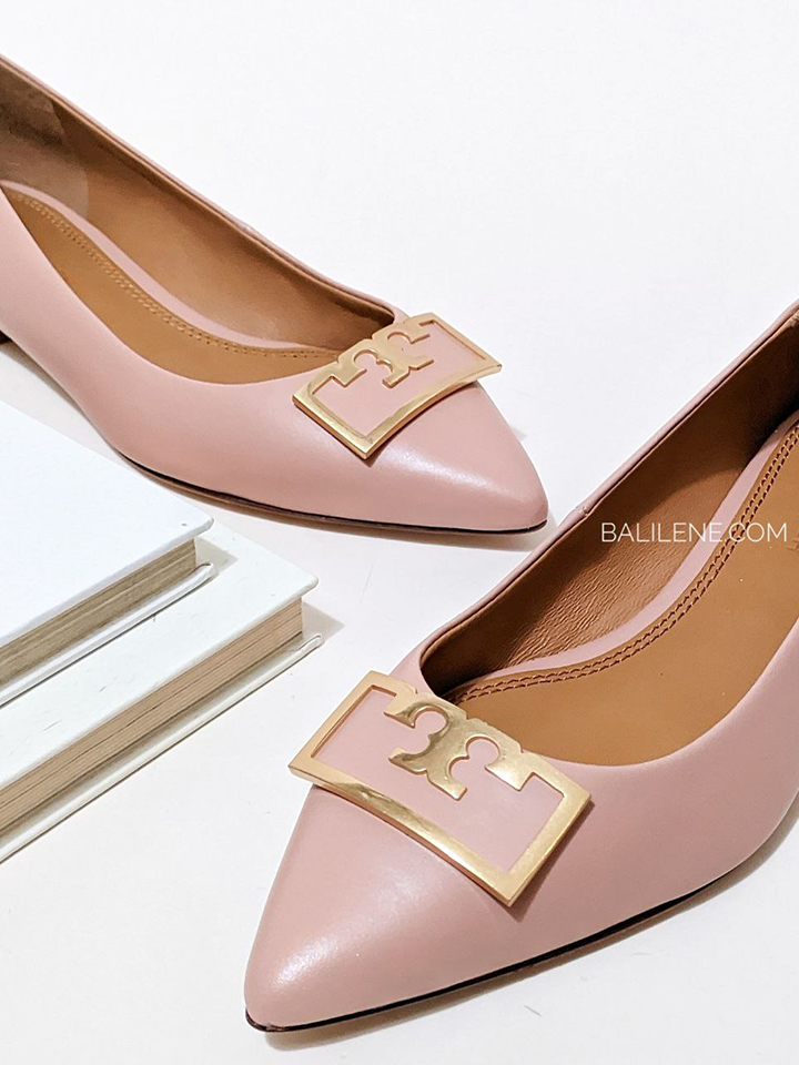 Tory Burch Gigi 20MM Point Toe Flat Calf Leather Pink Moon – Balilene Tory Burch Gigi 20MM Point Toe Flat Calf Leather Pink Moon – Balilene