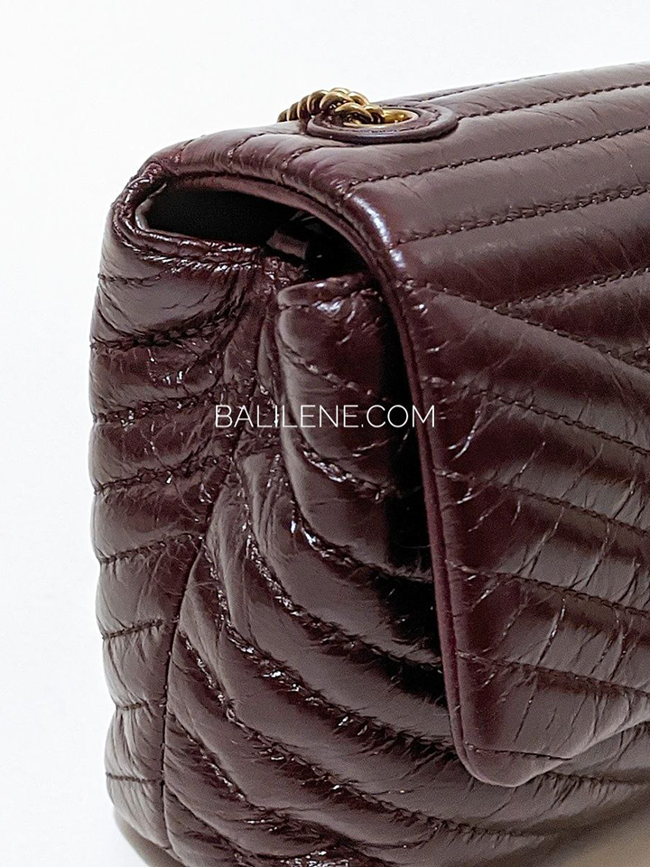    Tory-Burch-Kira-Chevron-Glazed-Mini-Bag-Fig-Balilene-detail-samping