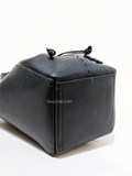     Tory-Burch-McGraw-Mini-Drawstring-Satchel-Bag-Black-Balilene-detail-bawah