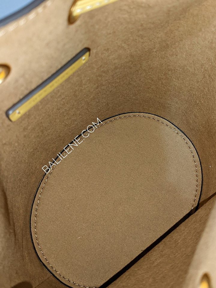 Tory-Burch-T-Monogram-Perforated-Leather-Mini-Bucket-Bag-Golden-Sunset-Balilene-detail-dalam