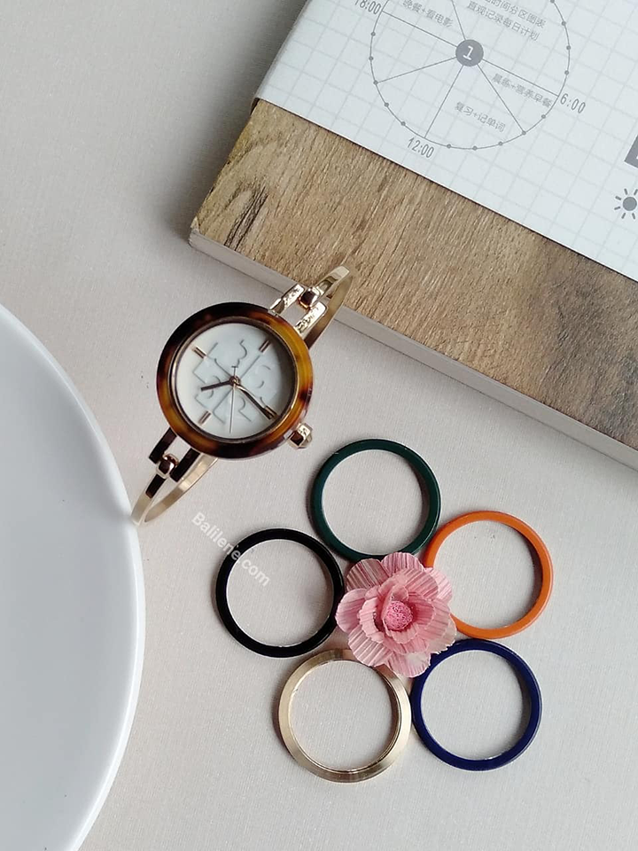 Tory burch bangle watch price 2025