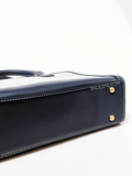 Tory-Burch-Walker-Canvas-Small-Satchel-In-Natural-Navy-Balilene-detail-bawah