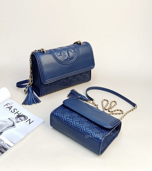 Tory Burch 43833 Fleming Medium Convertible Royal Navy