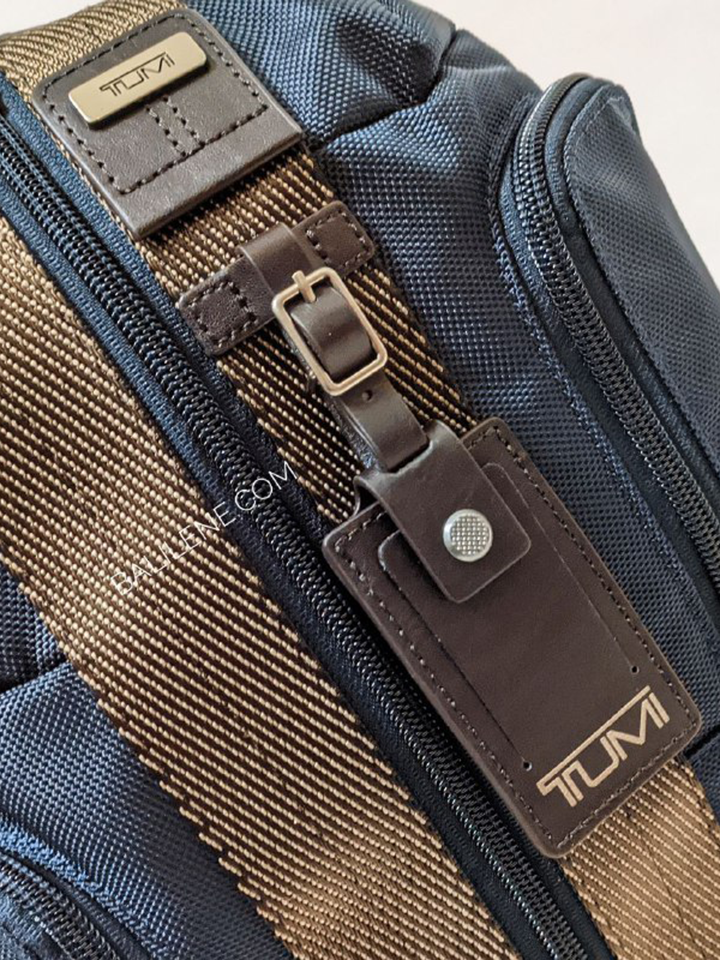 Tumi higgins discount sling