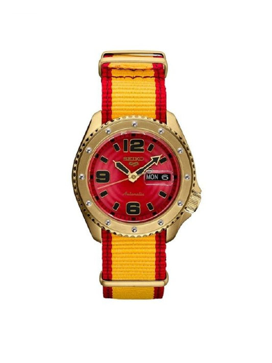 Seiko SRPF24K1 5 X Street Fighter Zangief
