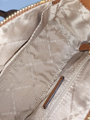 detail-bagian-dalam-Michael-Kors-Carine-Extra-Small-Pebbled-Leather-Satchel-Luggage