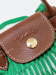 detail-logo-Longchamp-Le-Pliage-Extra-Small-Filet-Crossbody-Bag-Green