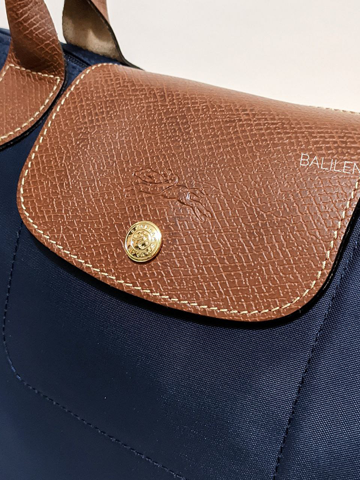 detail-logo-Longchamp-Le-Pliage-Original-Small-Shoulder-Bag-Navy