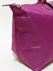 detail-samping-Longchamp-Le-Pliage-Club-Travel-Bag-Fuchsia