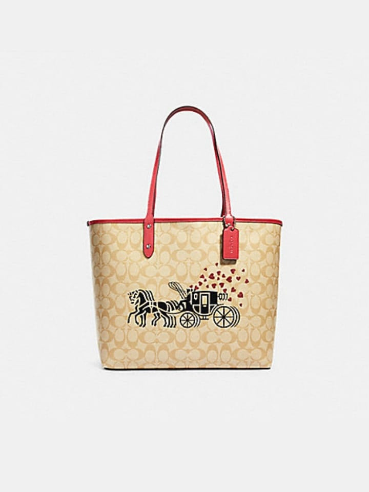 Coach 91011 Reversible Tote Horse Hearts Light Khaki Multi Poppy