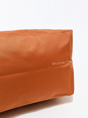 gambar-bawah-Longchamp-Le-Pliage-Club-Small-Top-Handle-Bag-Orange