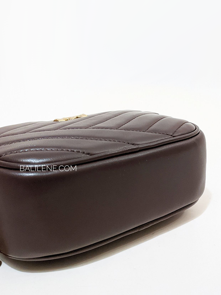 Tory Burch Chevron Leather Kira Small Camera Bag (SHF-PnXtHu) – LuxeDH