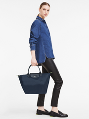 on-model-Longchamp-Le-Pliage-Green-Handbag-Medium-Ocean-Blue