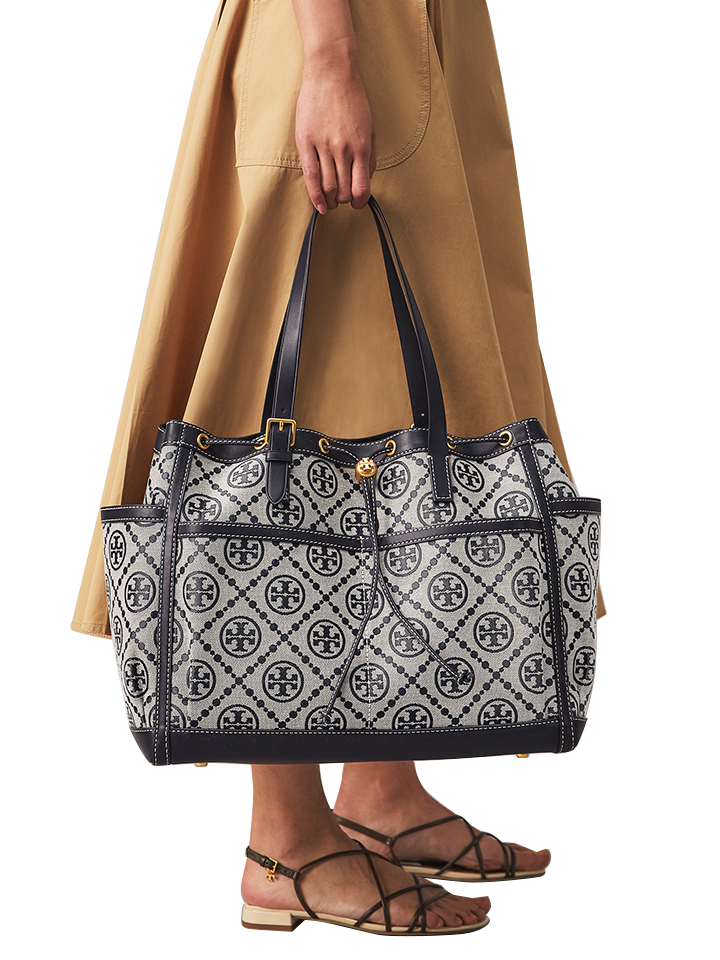 First Impressions: Tory Burch T Monogram Jacquard Tote Bag In Navy