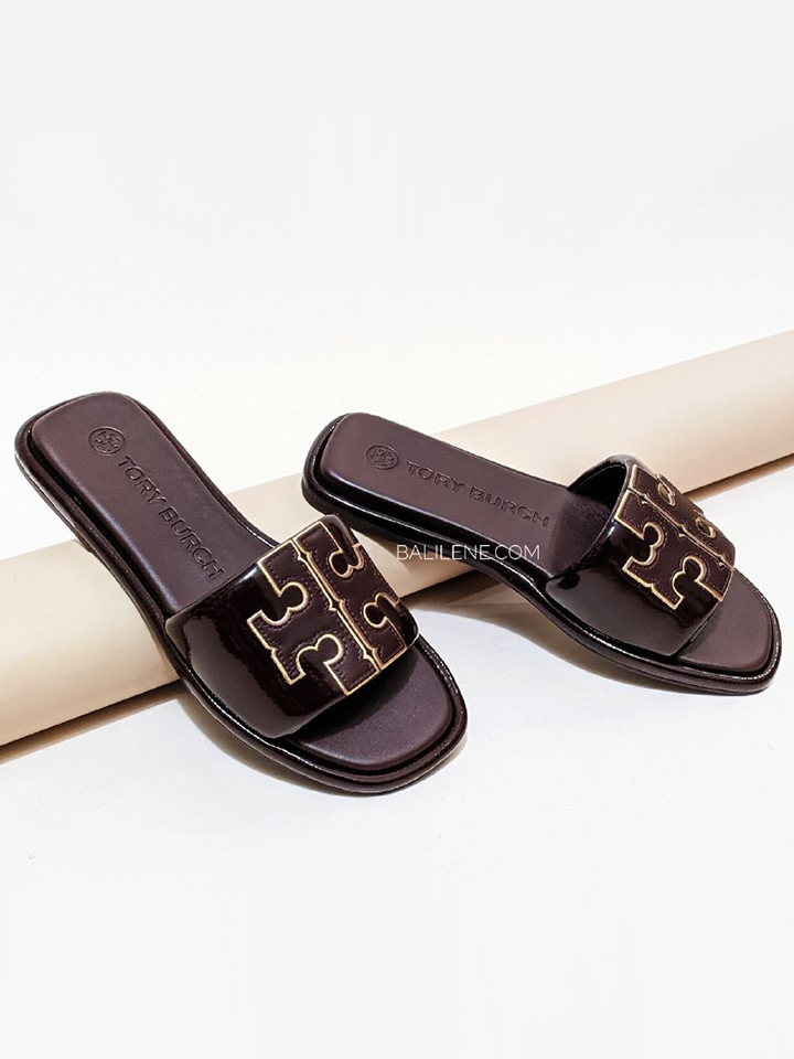 on-produk-Tory-Burch-Double-T-Sport-Slide-Metallic-Calf-Leather-Plum