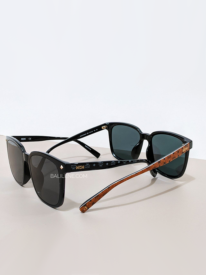 on-produk1-MCM-Square-Sunglasses-Black-Grey