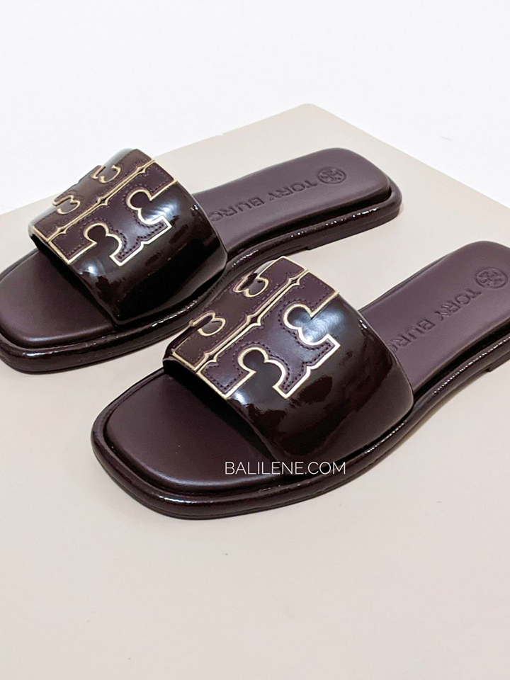on-produk4-Tory-Burch-Double-T-Sport-Slide-Metallic-Calf-Leather-Plum