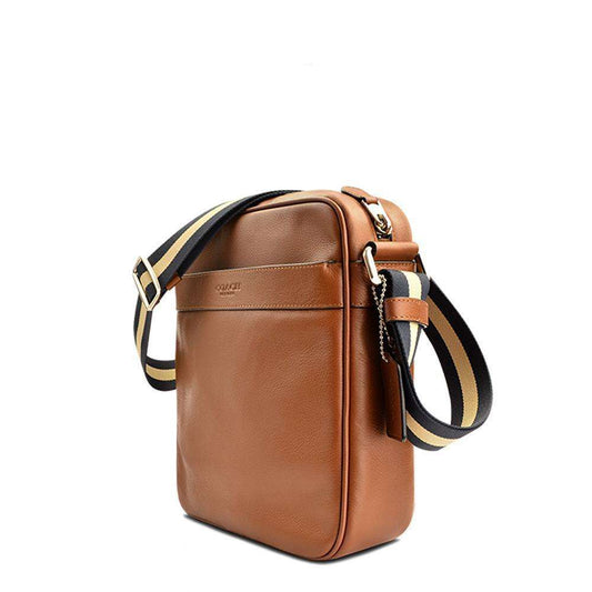 tas-F54782-Coach Charles Flight Bag Dark Saddle-Balilene