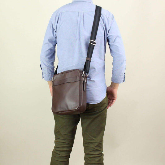 tas-F54782-Coach Charles Flight Bag Mahogany-Balilene